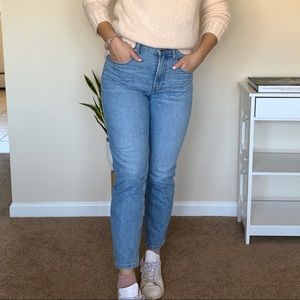 Everlane the Cheeky Straight Leg Jean medium blue wash jeans 28R high rise